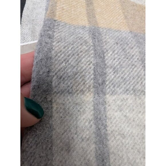 Helene London women's size Large plaid wool blend jacket with fringe neutral - Picture 11 of 11